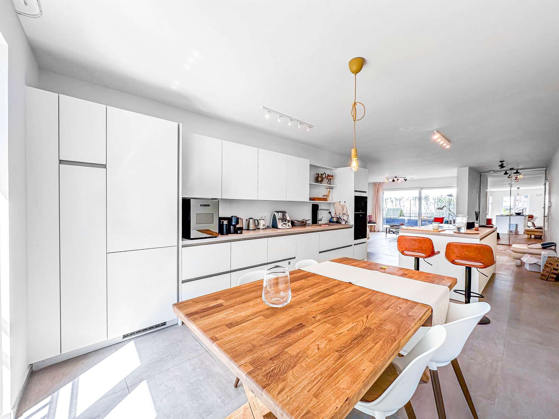 Thumbnail-Wohnung zum Mieten in Düsseldorf 3.000,00 € 147 m²