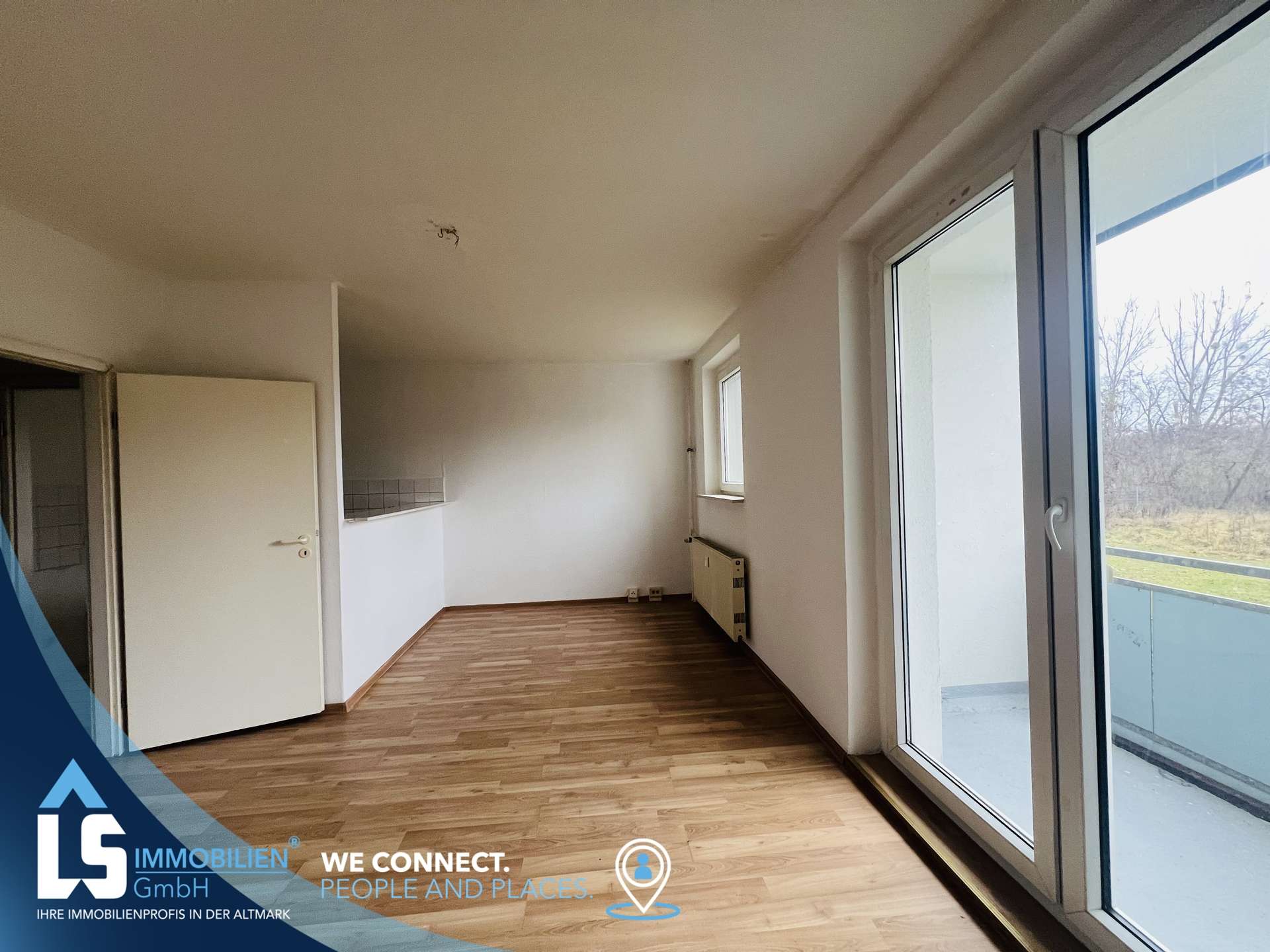 Thumbnail-Wohnung zum Kaufen in Magdeburg 99.000,00 € 48.19 m²