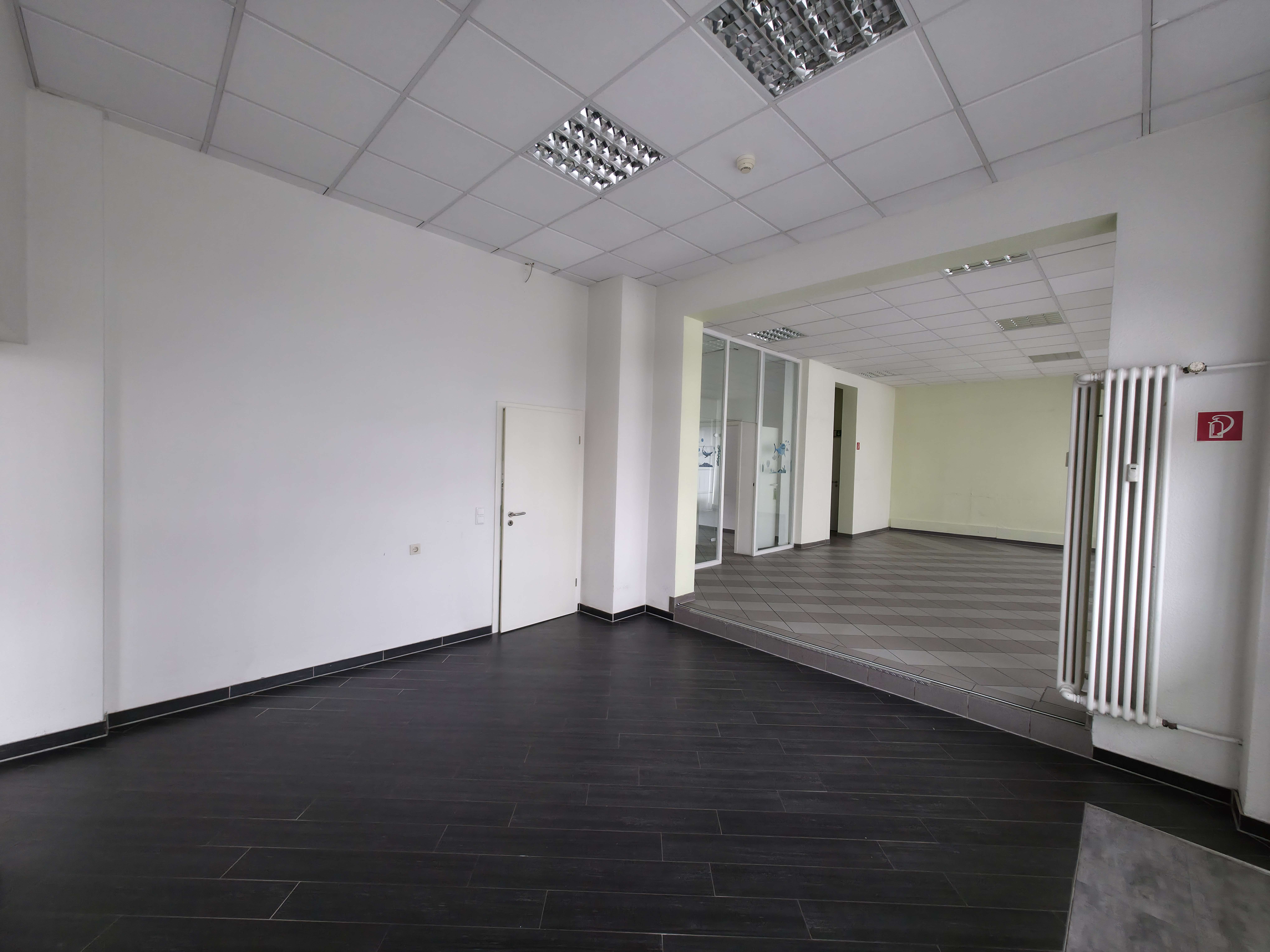 Thumbnail-Büro in Wesseling 2.245,80 € 220 m²