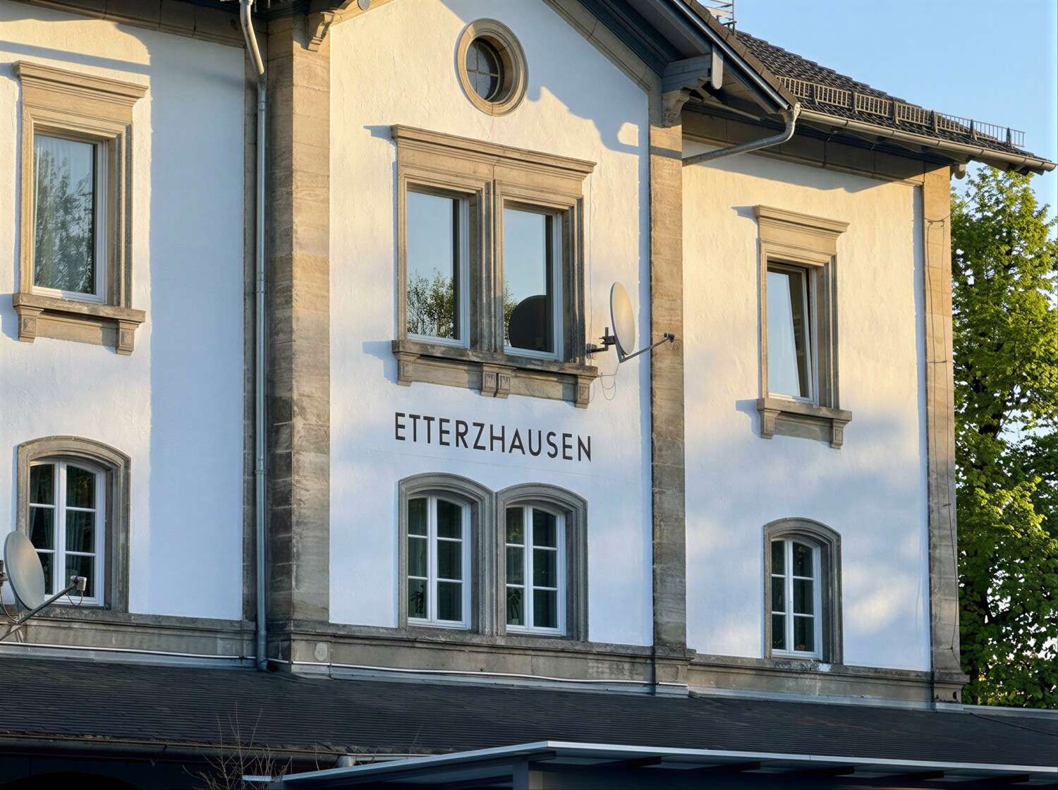 Thumbnail-Haus zum Kaufen in Etterzhausen 295.000,00 € 350 m²