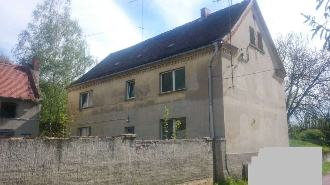 Thumbnail-Haus zum Kaufen in Teuchern 77.000,00 € 297 m²