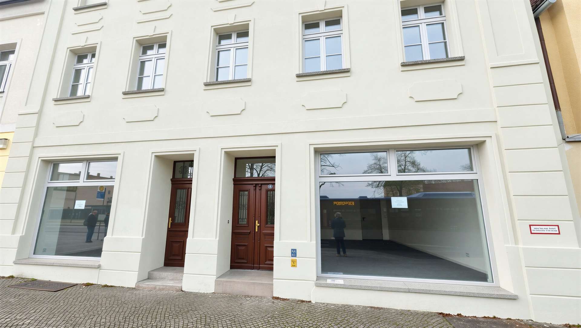 Thumbnail-Büro in Oranienburg 2.356,38 € 131 m²