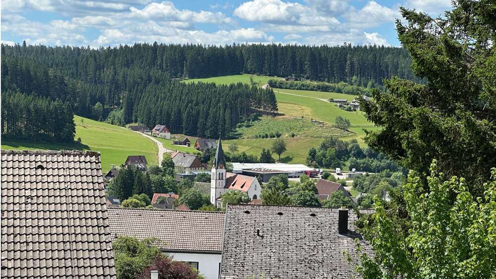 Thumbnail-Wohnung zum Mieten in Unterkirnach 950,00 € 100 m²