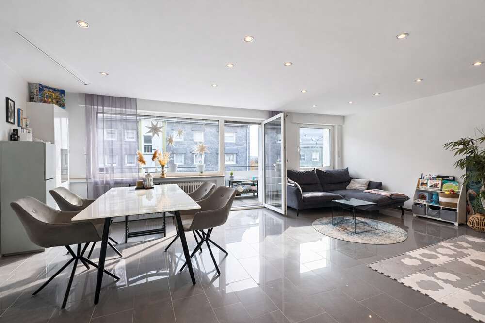 Thumbnail-Wohnung zum Kaufen in Remscheid 230.000,00 € 119.65 m²