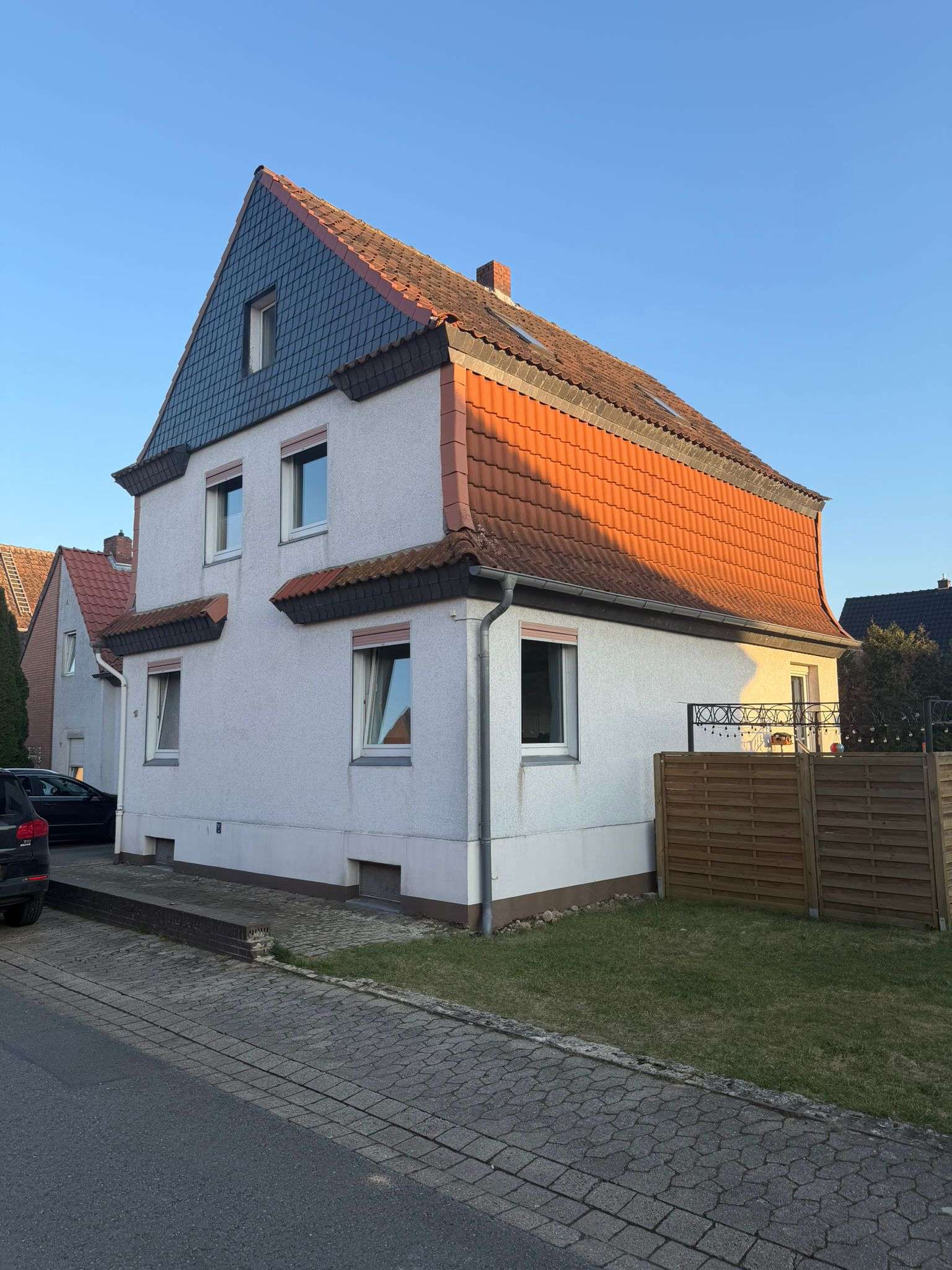 Thumbnail-Haus zum Kaufen in Peine 330.000,00 € 252 m²