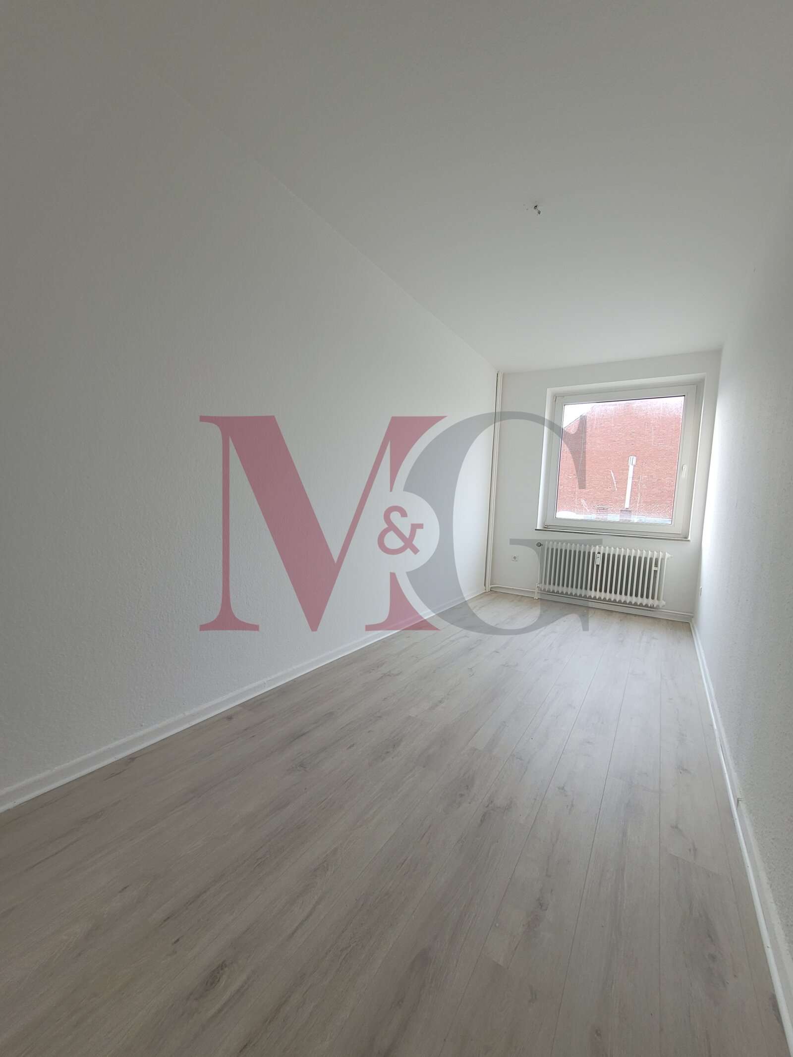 Thumbnail-Wohnung zum Mieten in Wilhelmshaven 550,00 € 98 m²