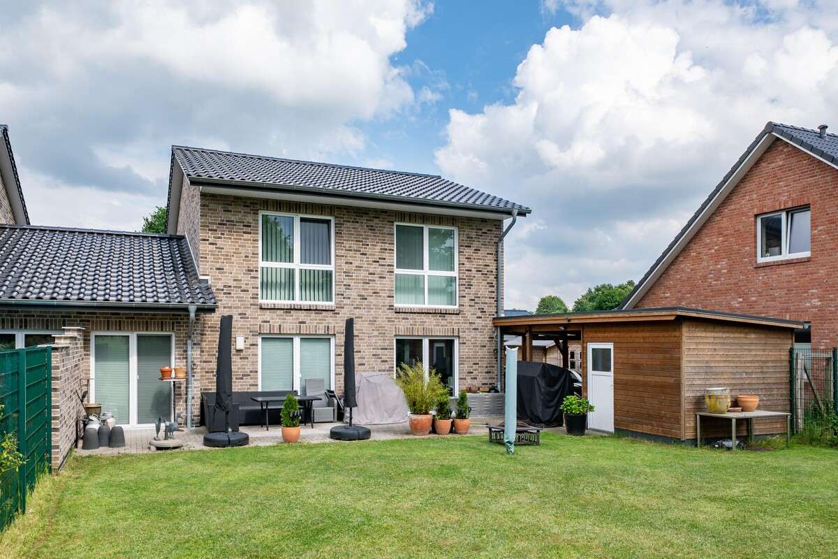 Thumbnail-Haus zum Mieten in Damendorf 1.524,00 € 127 m²