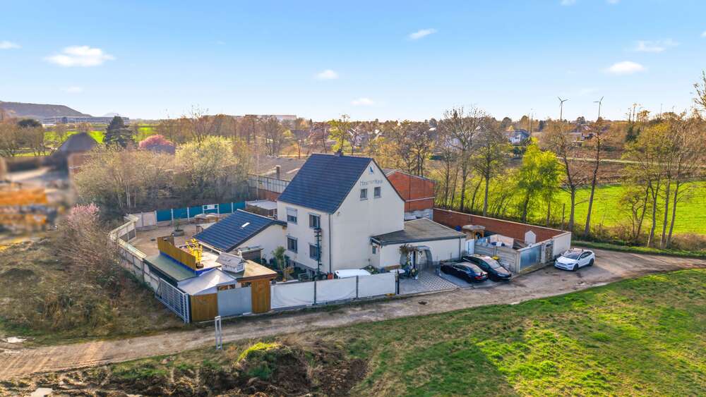 Thumbnail-Haus zum Kaufen in Baesweiler-Beggendorf 225.000,00 € 88 m²
