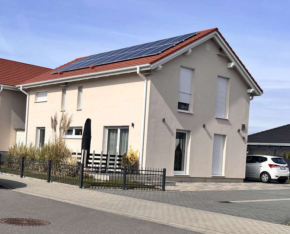 Thumbnail-Haus zum Kaufen in Markranstädt 450.000,00 € 145.65 m²