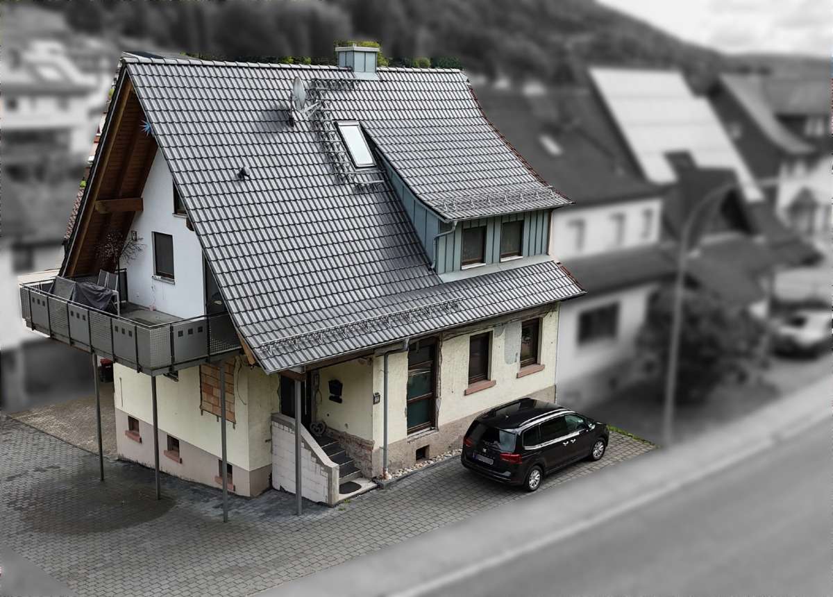 Thumbnail-Haus zum Kaufen in Flörsbachtal 309.000,00 € 135 m²