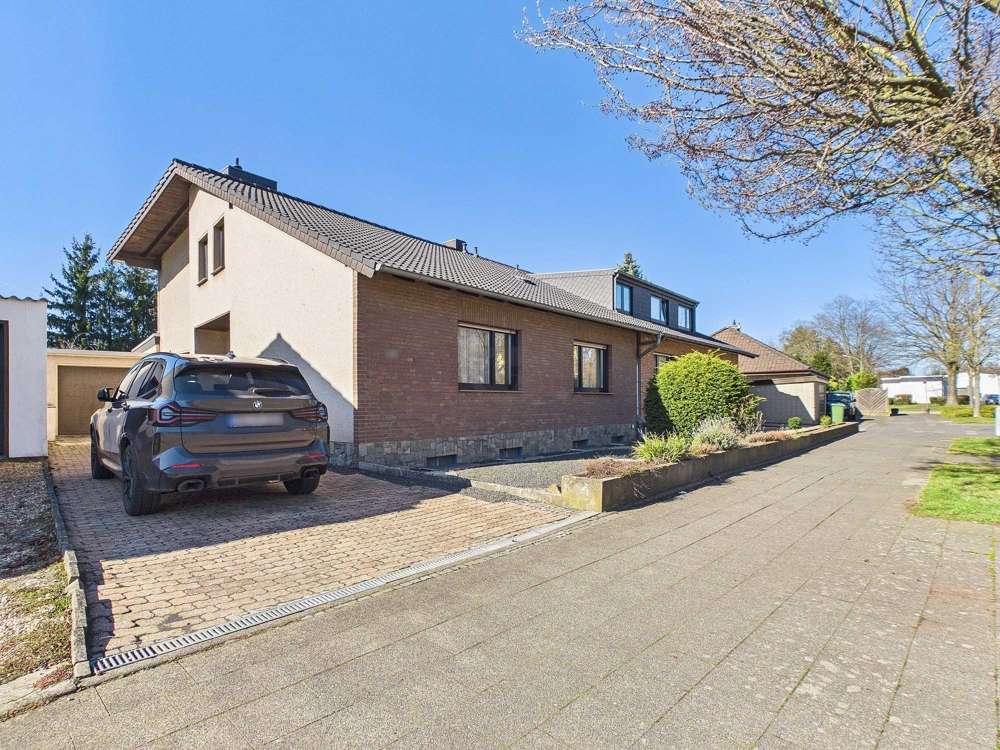 Thumbnail-Haus zum Kaufen in Düren Gürzenich 363.500,00 € 118.71 m²