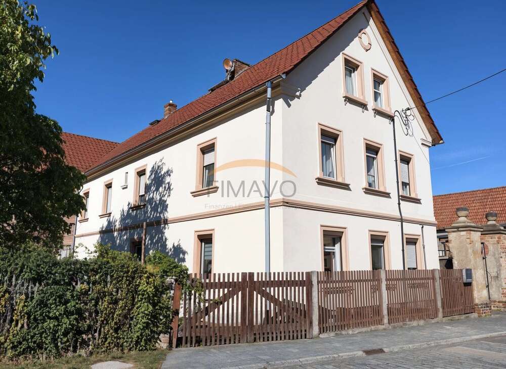 Thumbnail-Haus zum Kaufen in Neukieritzsch 899.000,00 € 249.78 m²