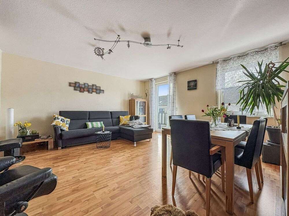 Thumbnail-Wohnung zum Kaufen in Duisburg 219.000,00 € 95.2 m²