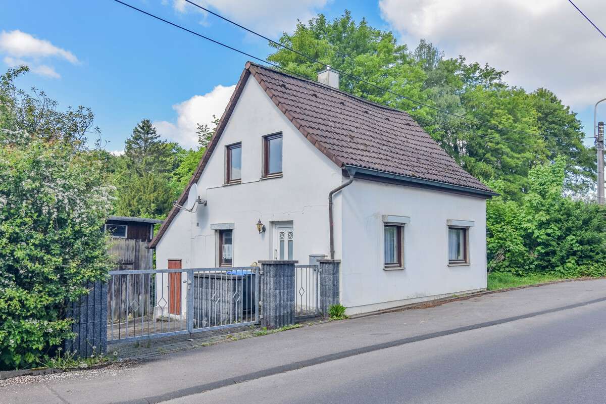 Thumbnail-Haus zum Kaufen in Solingen 185.000,00 € 115.68 m²