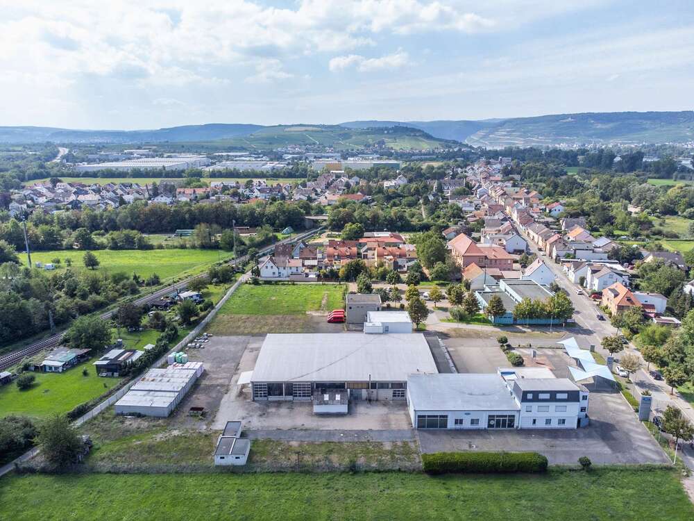 Thumbnail-Halle in Bingen am Rhein 225,00 € 28.37 m²