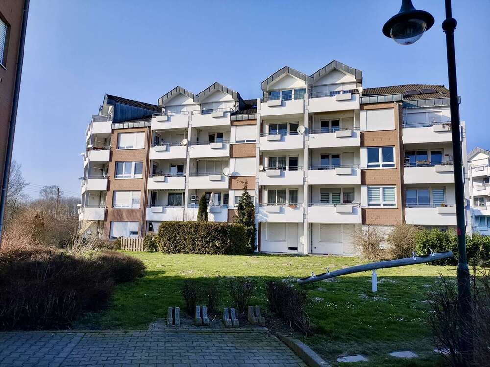 Thumbnail-Wohnung zum Kaufen in Schkeuditz 138.500,00 € 63 m²