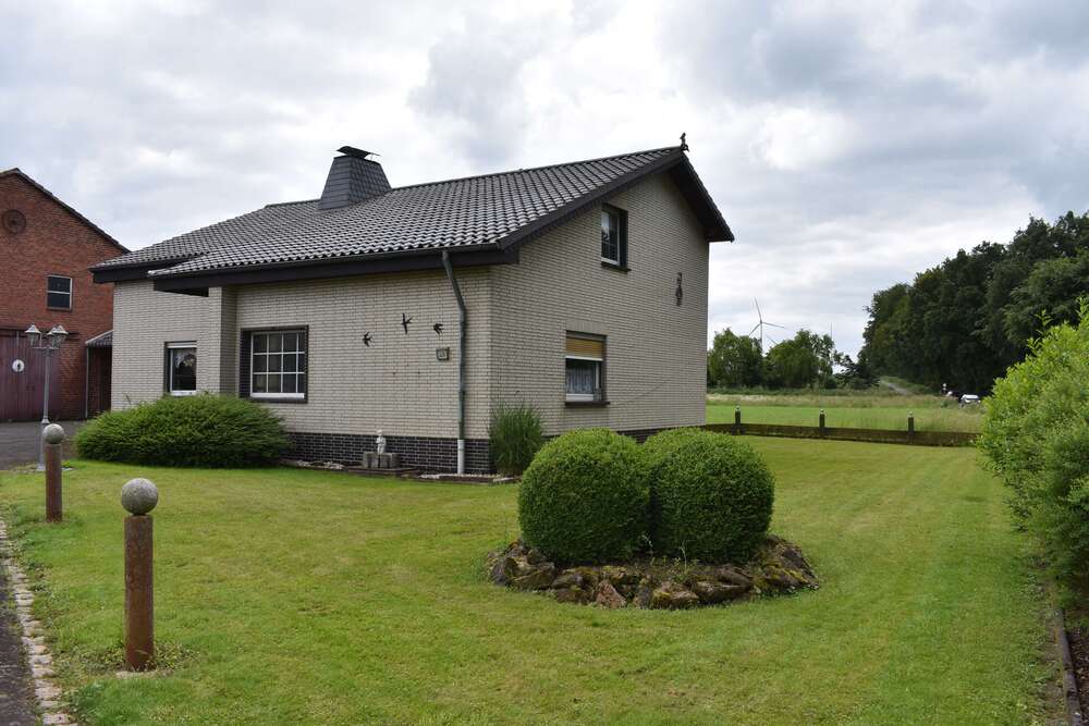 Thumbnail-Haus zum Kaufen in Bilshausen 399.000,00 € 200 m²