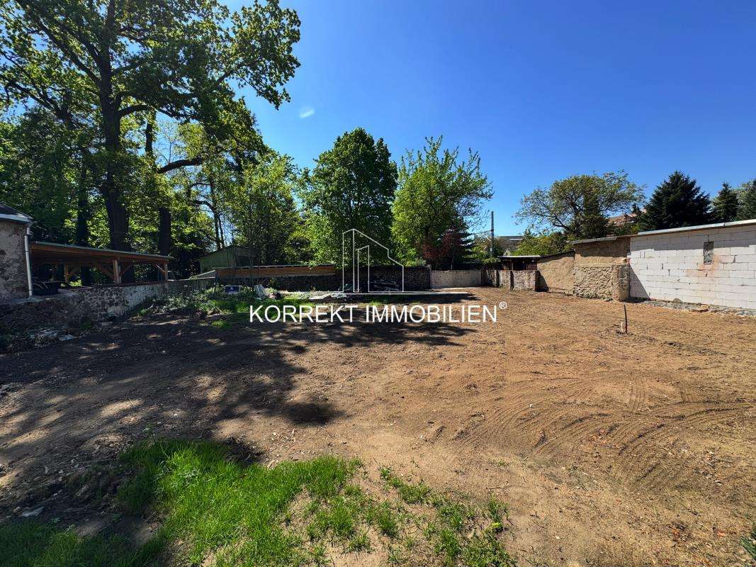 Thumbnail-Grundstück zu verkaufen in Radebeul 260.000,00 € 646 m²