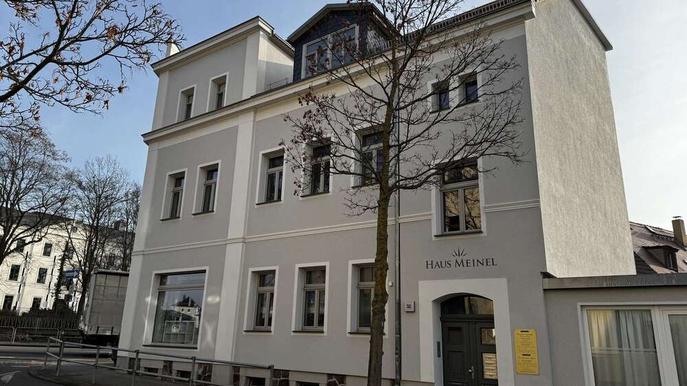 Thumbnail-Wohnung zum Mieten in Borna 360,00 € 40.23 m²