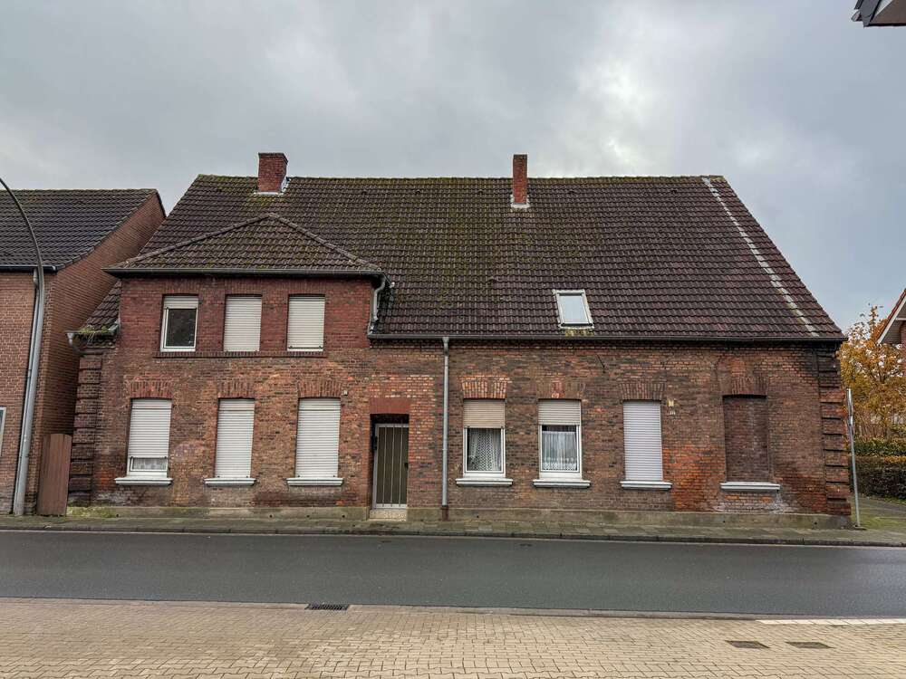 Thumbnail-Haus zum Kaufen in Sendenhorst 399.000,00 € 252 m²