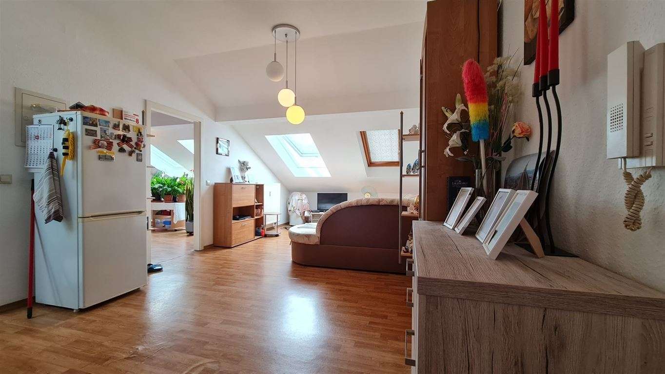 Thumbnail-Wohnung zum Kaufen in Karlsruhe 215.000,00 € 48 m²