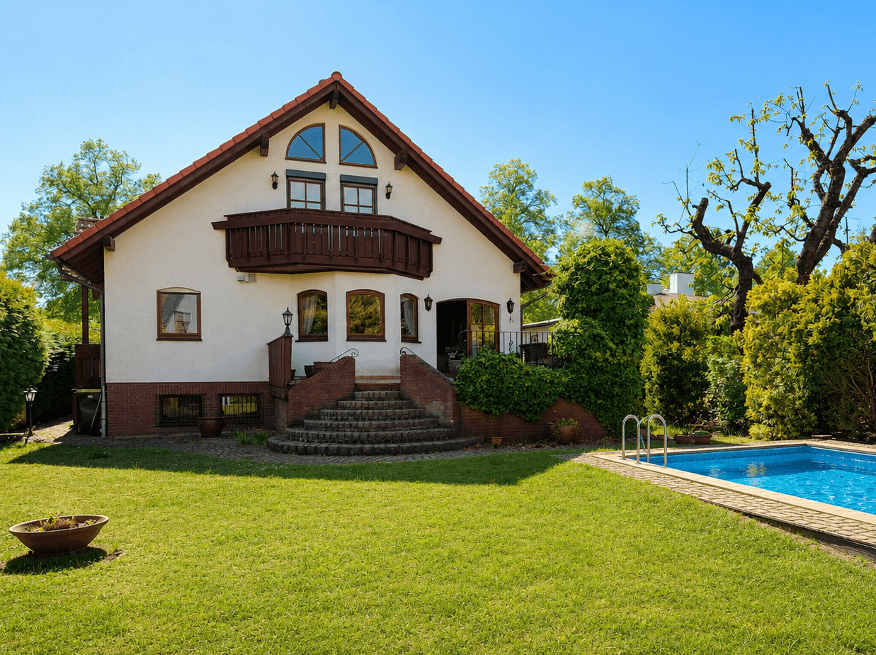 Thumbnail-Haus zum Kaufen in Teltow 1.100.000,00 € 336.63 m²