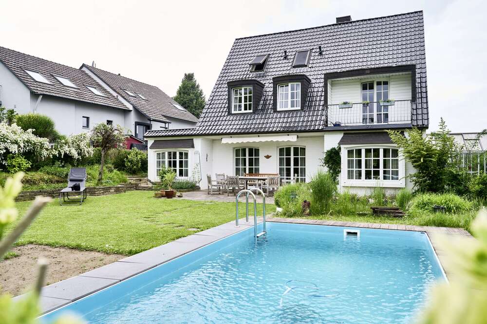 Thumbnail-Haus zum Kaufen in Bonn 1.150.000,00 € 220 m²