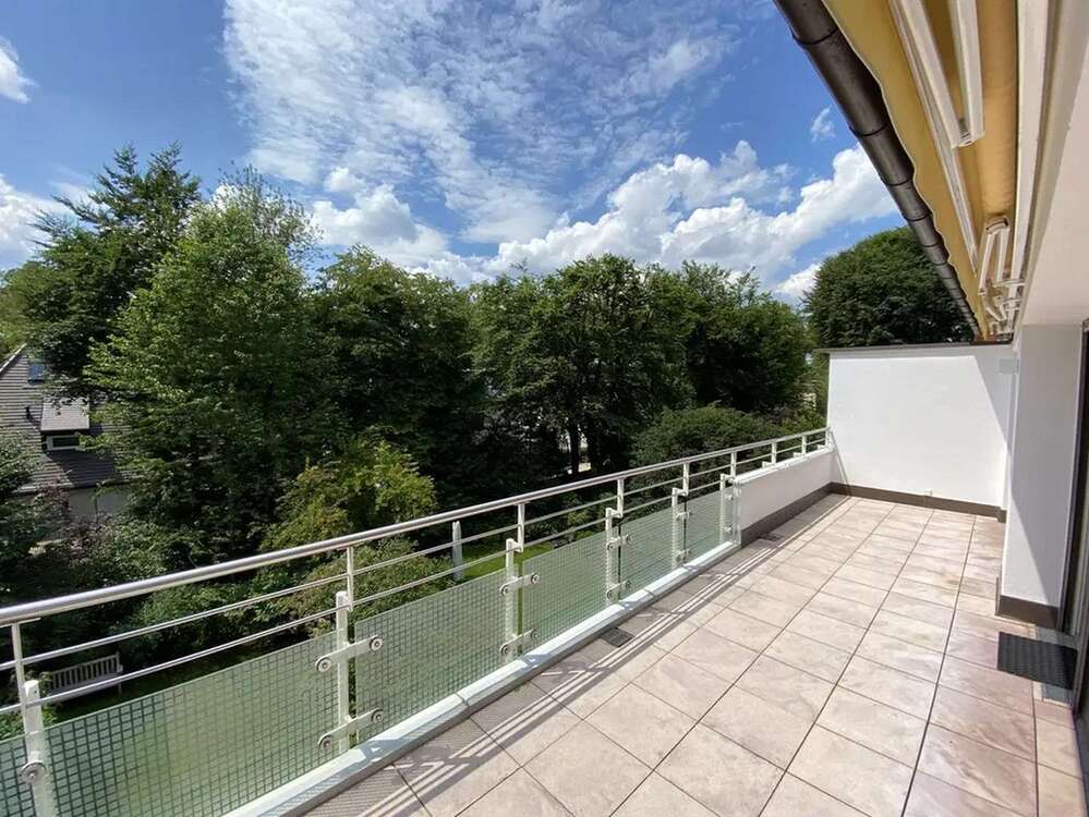 Thumbnail-Wohnung zum Kaufen in München 1.047.000,00 € 130.8 m²