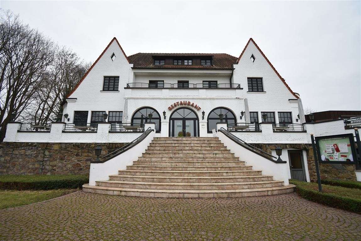Thumbnail-Gastronomie in Meerbusch 7.000,00 € 401.46 m²