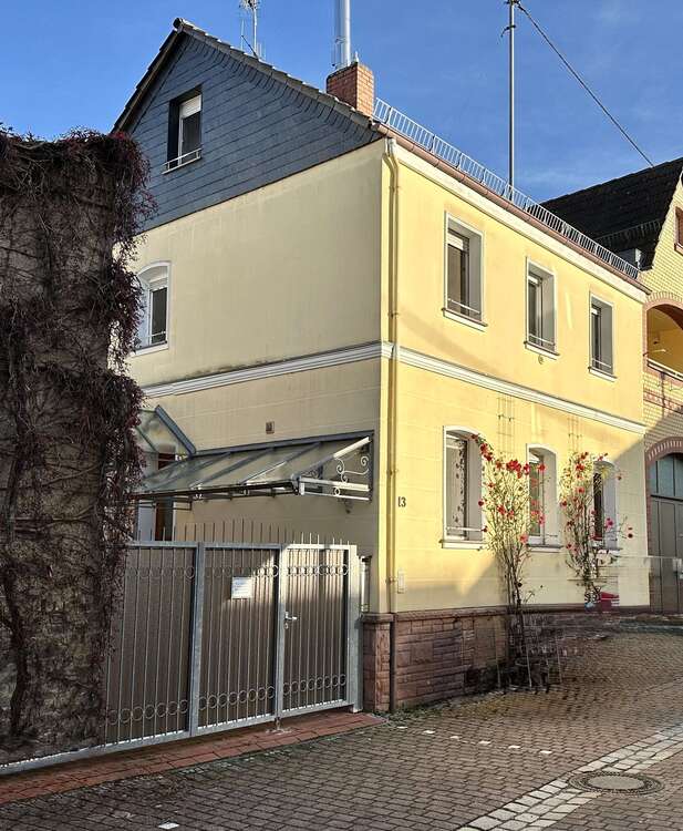 Thumbnail-Haus zum Kaufen in Wiesbaden 525.000,00 € 122 m²