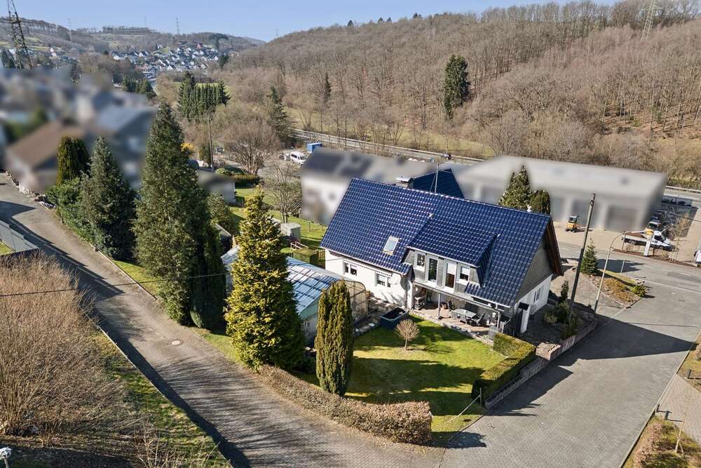 Thumbnail-Haus zum Kaufen in Siegen 599.000,00 € 241 m²