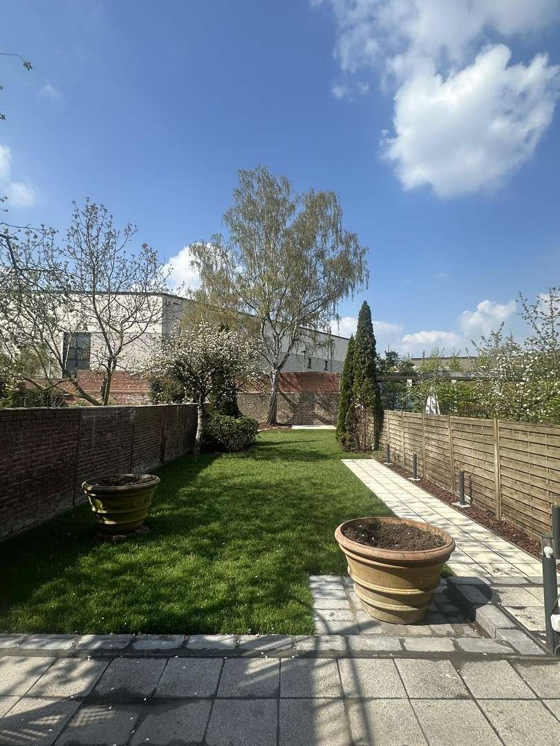 Thumbnail-Wohnung zum Mieten in Neuss 2.100,00 € 161 m²