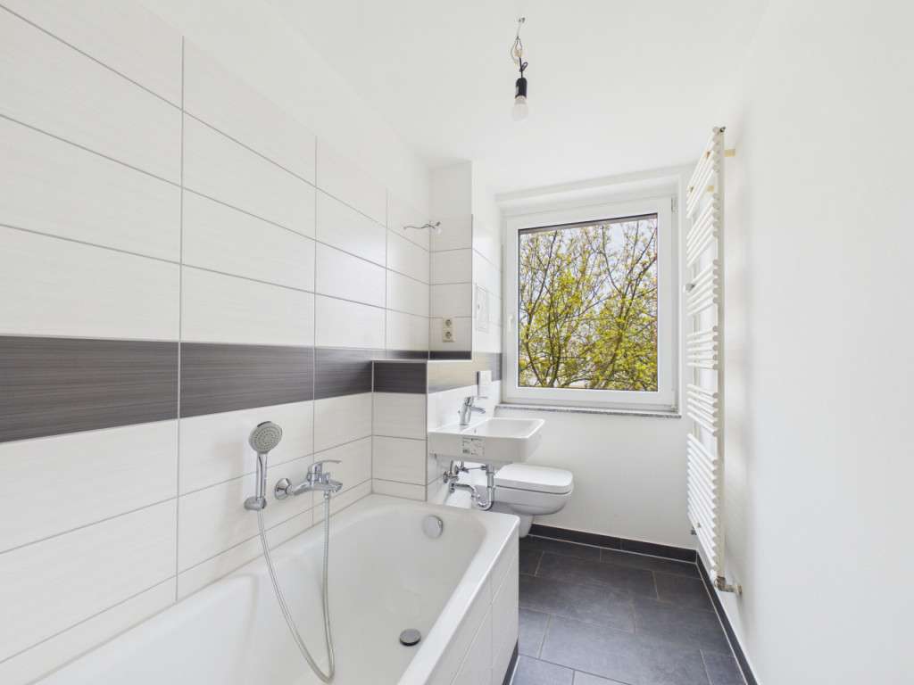 Thumbnail-Wohnung zum Mieten in Chemnitz 371,00 € 59.89 m²