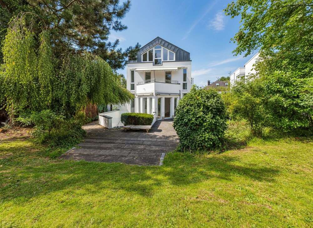 Thumbnail-Haus zum Kaufen in Bonn 1.450.000,00 € 290 m²