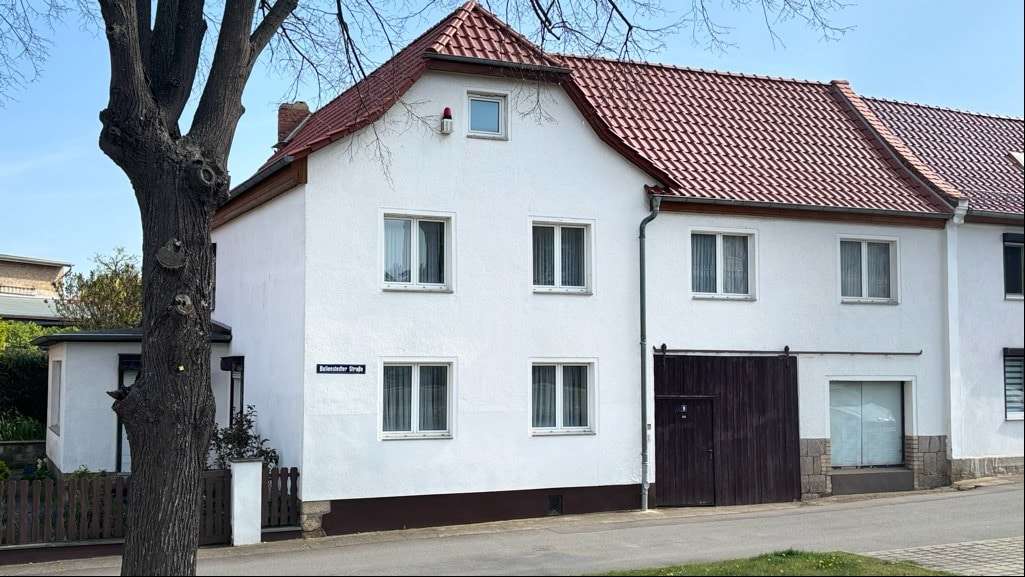 Thumbnail-Haus zum Kaufen in Ballenstedt 128.000,00 € 198 m²