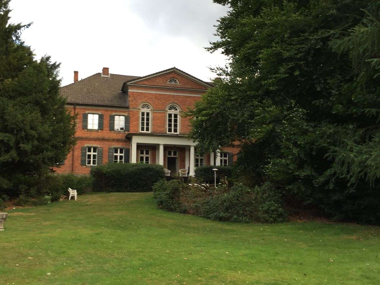 Thumbnail-Wohnung zum Mieten in Niendorf-Stecknitz 1.400,00 € 150 m²