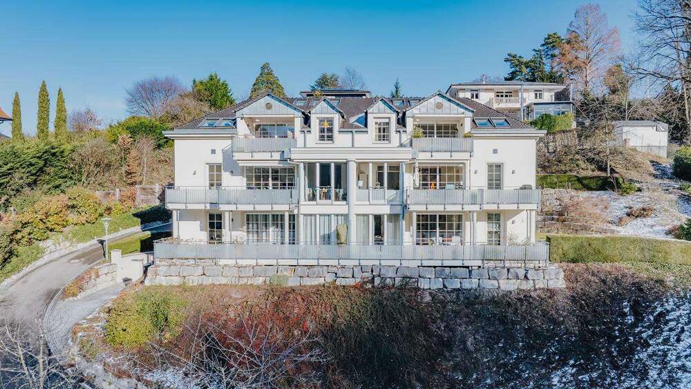 Thumbnail-Wohnung zum Kaufen in Freiburg 1.550.000,00 € 144.97 m²