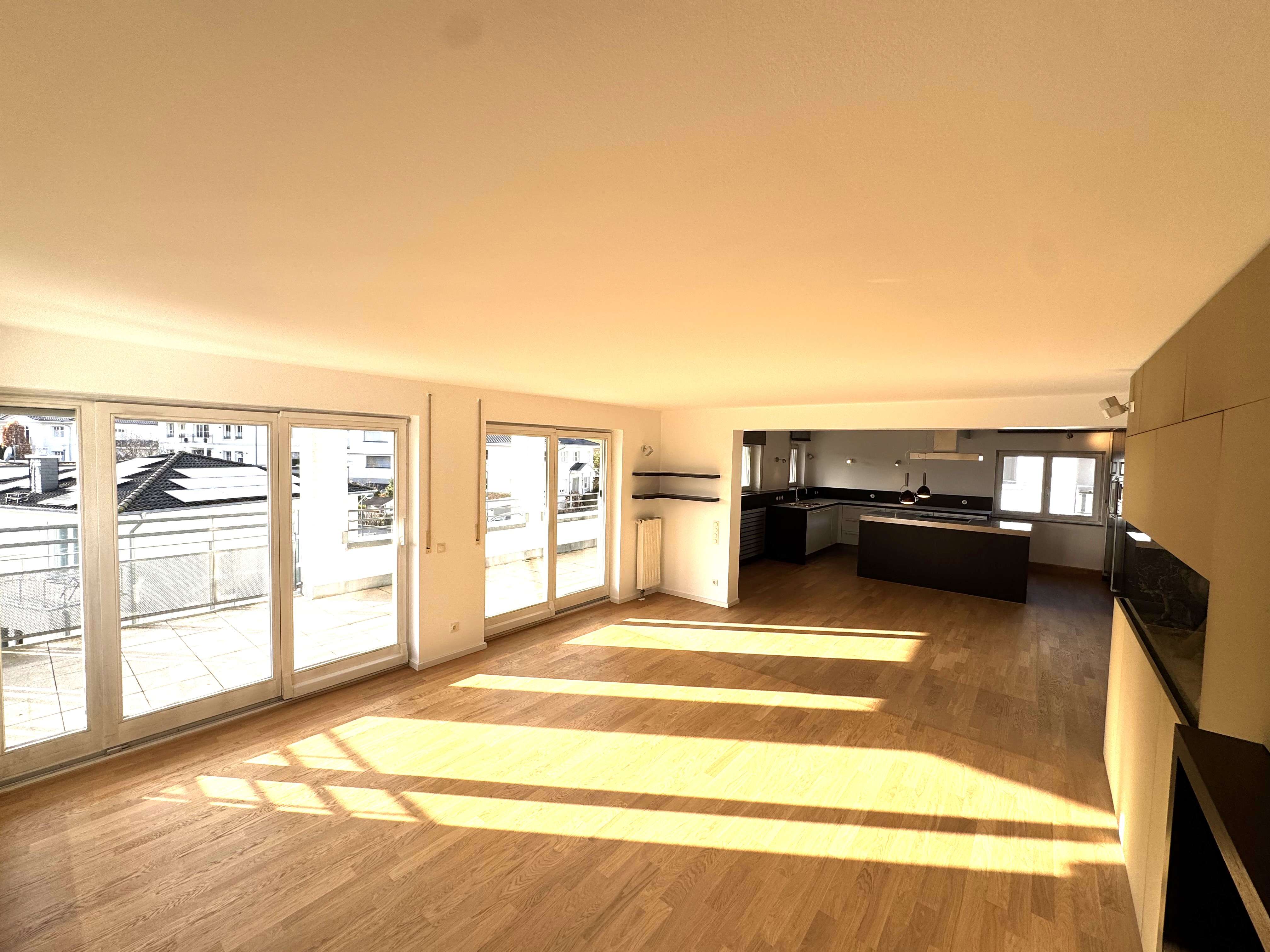 Thumbnail-Wohnung zum Mieten in Bad Soden 2.000,00 € 134 m²