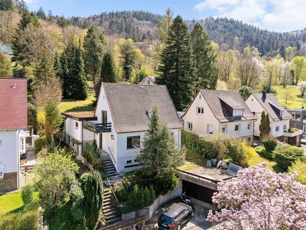 Thumbnail-Haus zum Kaufen in Baden-Baden 650.000,00 € 217 m²