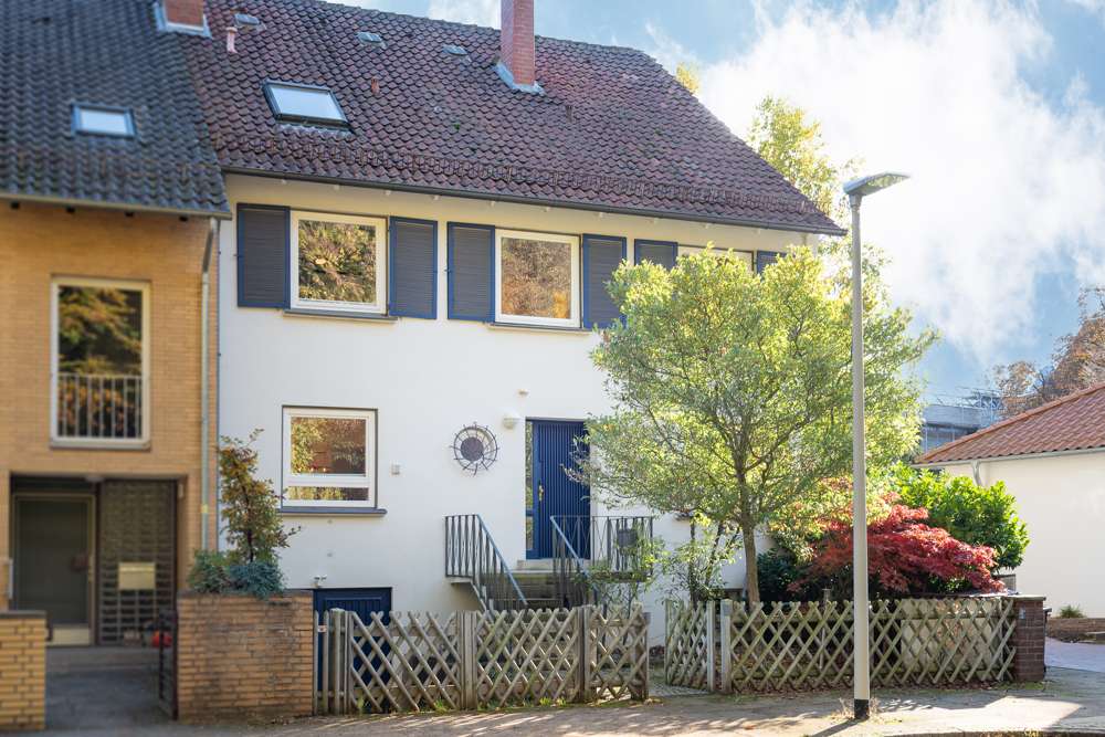 Thumbnail-Haus zum Kaufen in Hannover Kirchrode 799.900,00 € 325 m²