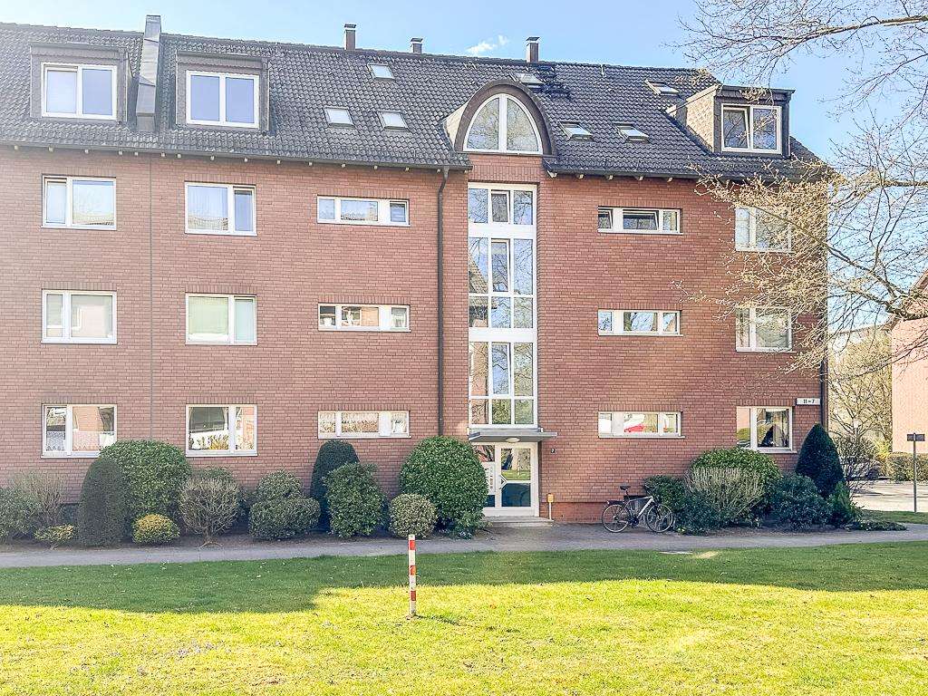 Thumbnail-Wohnung zum Kaufen in Reinbek 189.000,00 € 42.65 m²