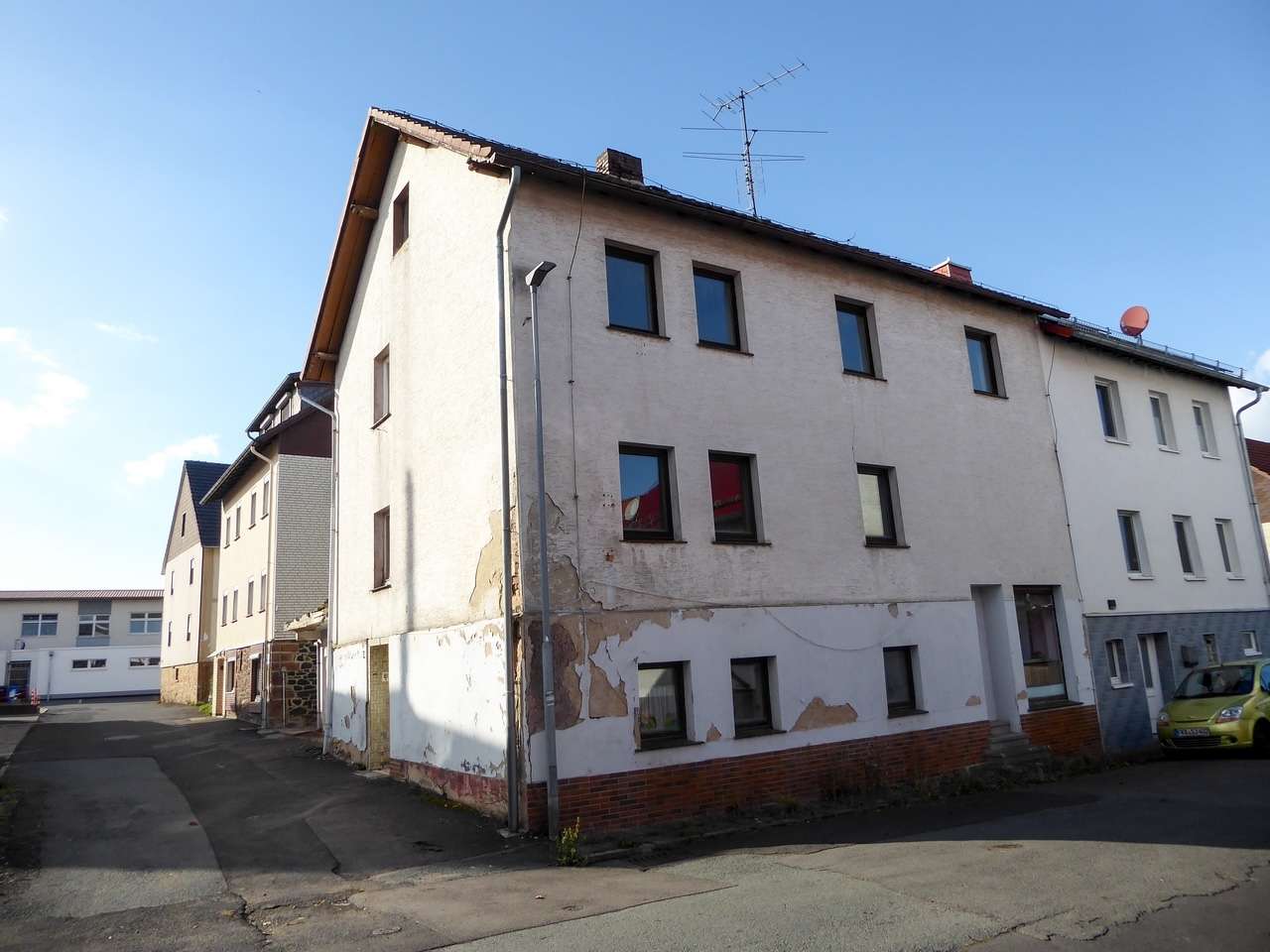 Thumbnail-Haus zum Kaufen in Haina (Kloster) 69.000,00 € 187 m²