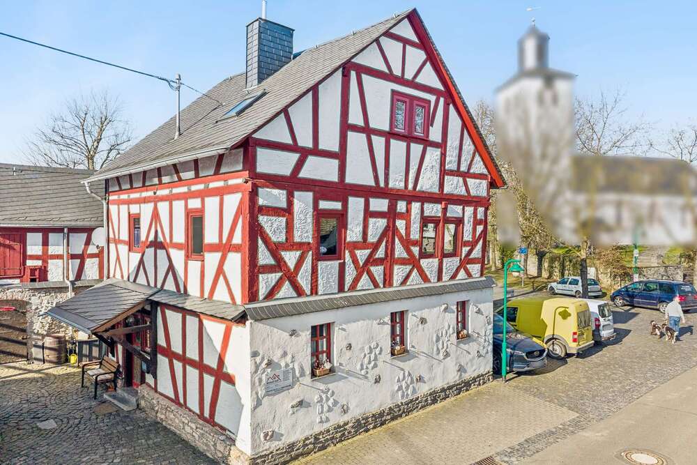 Thumbnail-Haus zum Kaufen in Beselich 179.000,00 € 139 m²