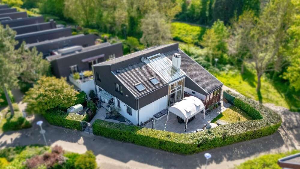 Thumbnail-Haus zum Kaufen in Karlsruhe Grötzingen 1.070.000,00 € 305.46 m²