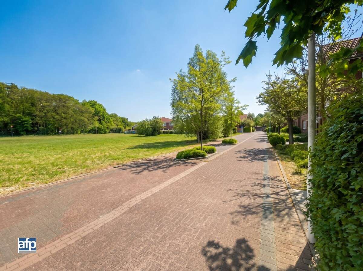 Thumbnail-Grundstück zu verkaufen in Königs Wusterhausen - OT Deutsch Wusterhausen 2.450.000,00 € 4692 m²