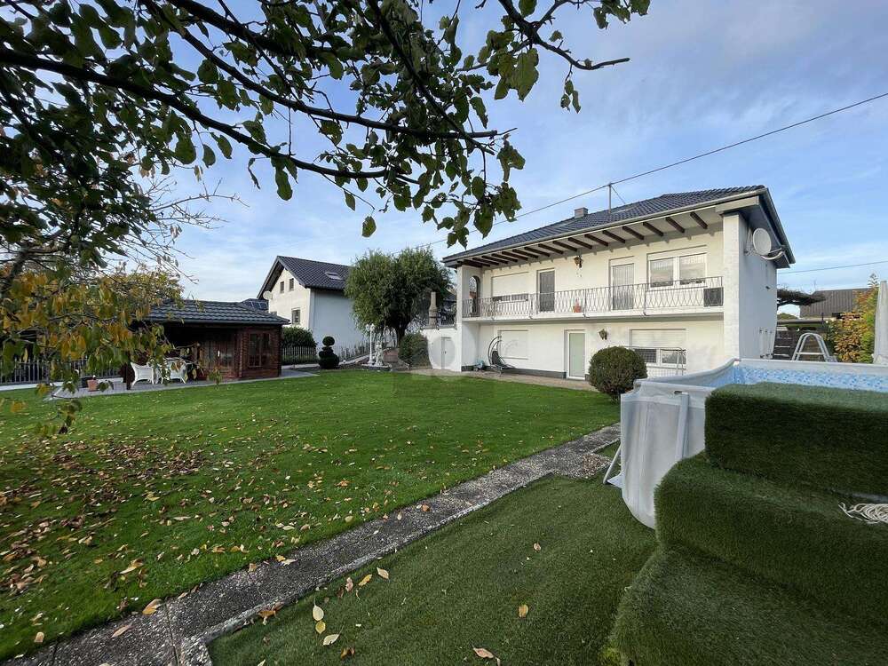 Thumbnail-Haus zum Kaufen in Birlenbach 545.000,00 € 270 m²