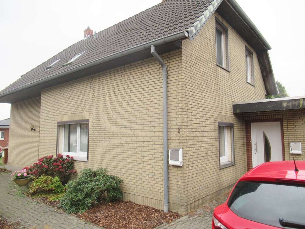 Thumbnail-Haus zum Kaufen in Weyhe 359.000,00 € 193 m²