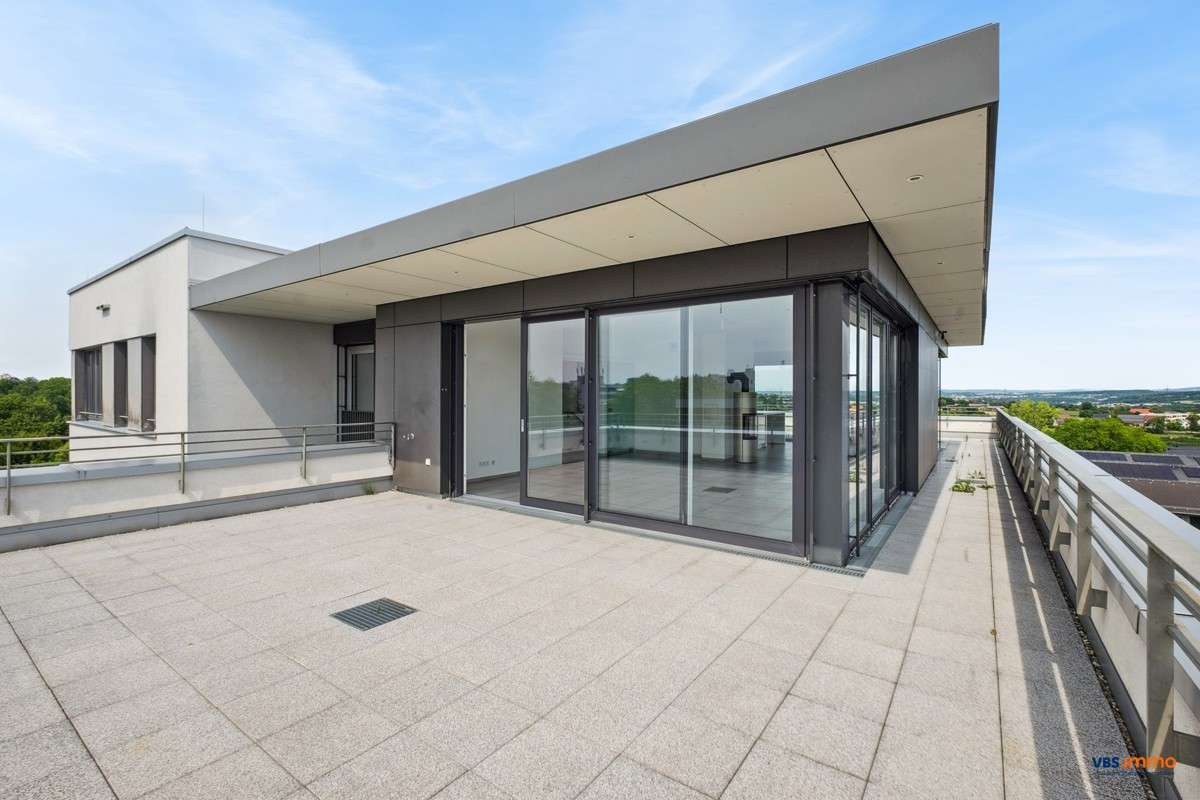 Thumbnail-Wohnung zum Kaufen in Stuttgart Mühlhausen 1.350.000,00 € 203 m²