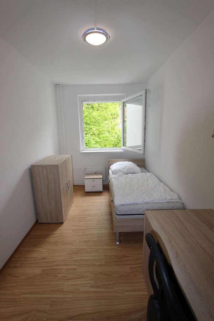 Thumbnail-Wohnung zum Mieten in Gera 200,00 € 28.83 m²