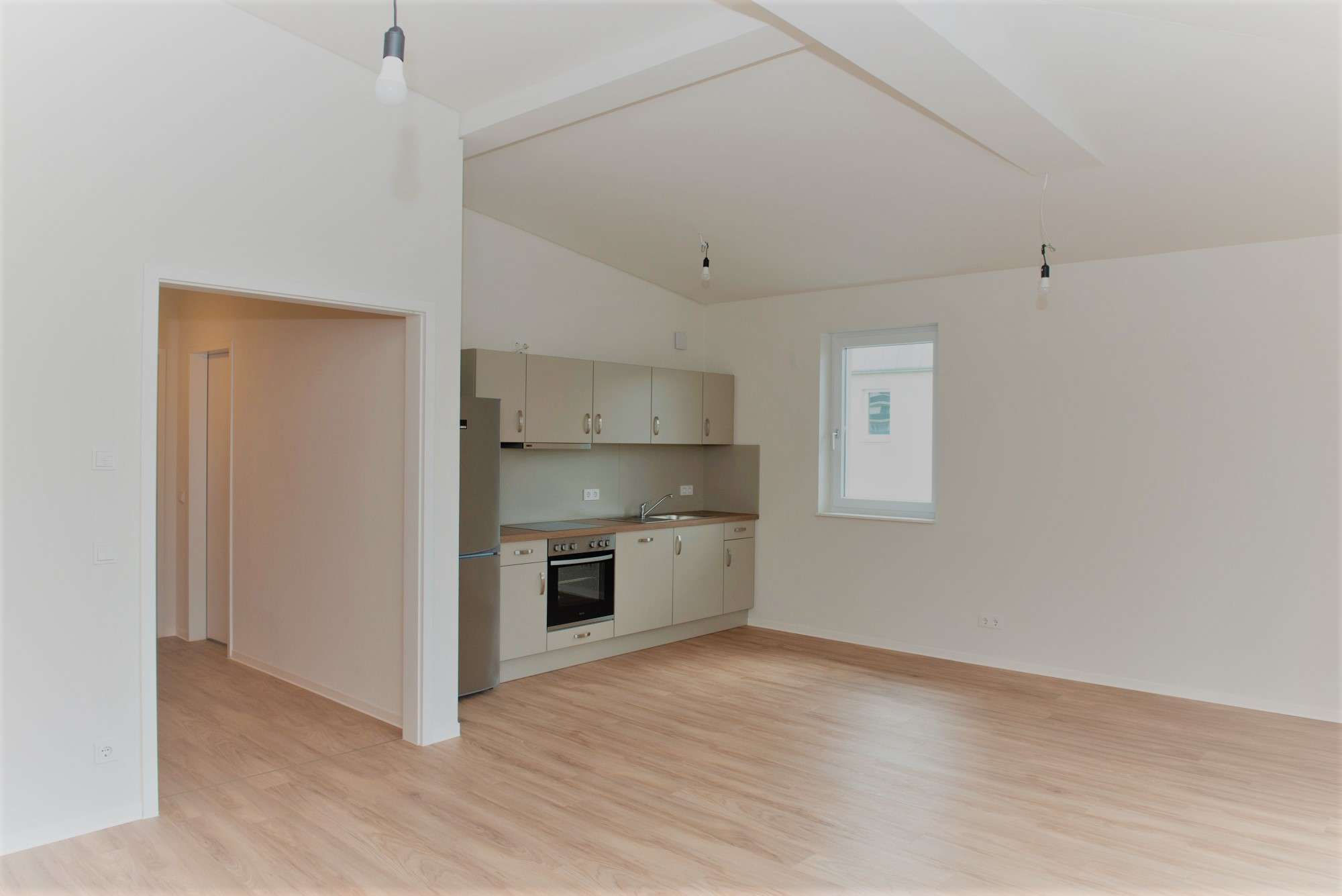 Thumbnail-Wohnung zum Mieten in Offenbach am Main 1.475,00 € 93.76 m²